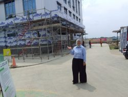 Anggota DPR dr. Hj. Cellica Nurrachadiana, M.H.Kes. Cek Pembangunan RSUD Rengasdengklok