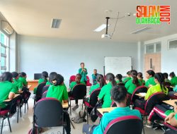 PIK Curhat Melaksanakan Sosialisasi Pencegahan HIV/AIDS di UNIMOR