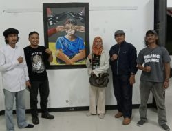 Pameran Tunggal Ray Mengku Sutentra Digelar di Indramayu