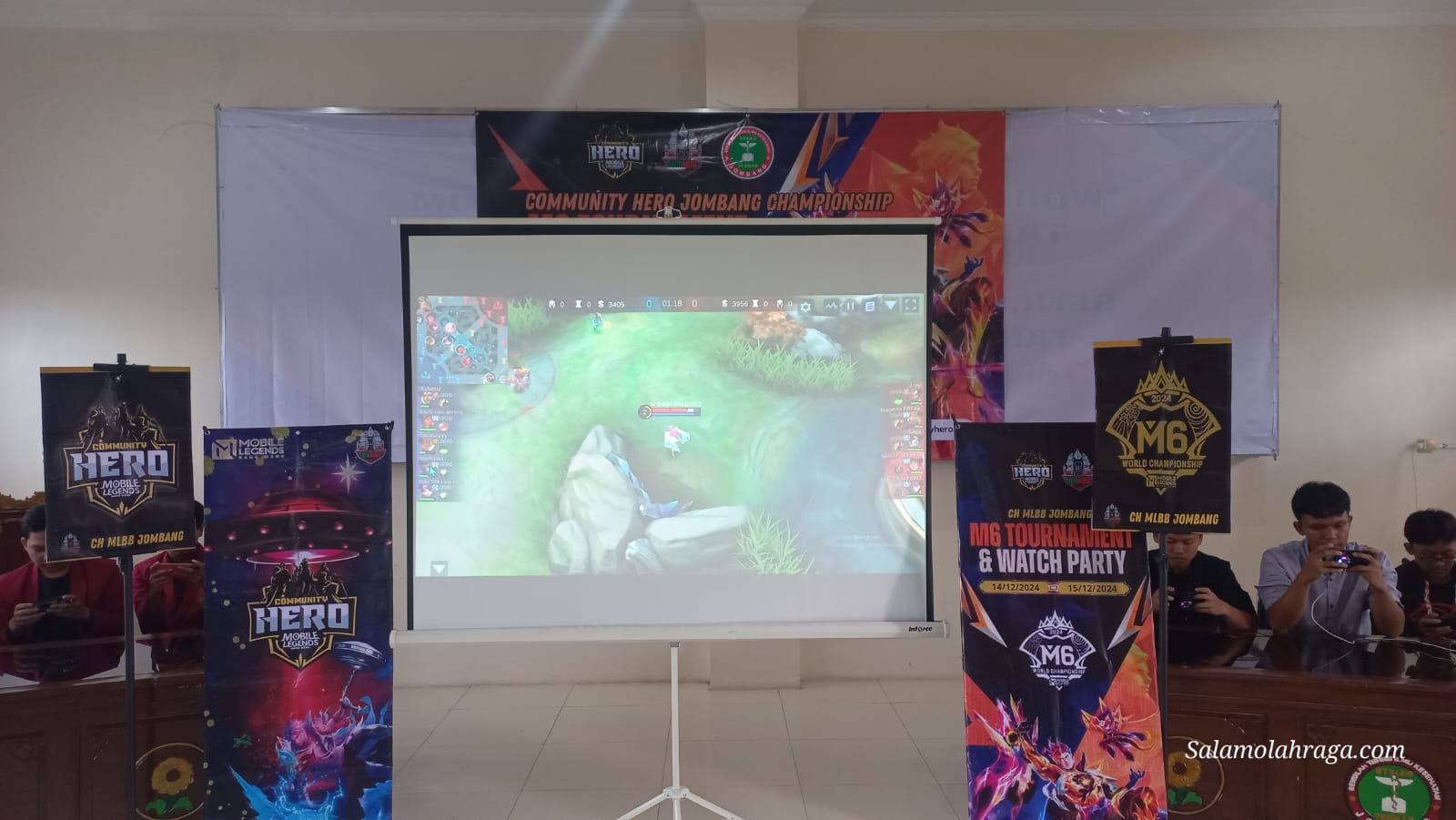 Foto: Acara nonton bareng M6 World Tournament sebagai agenda dalam program Community Hero Indonesia saat itu.