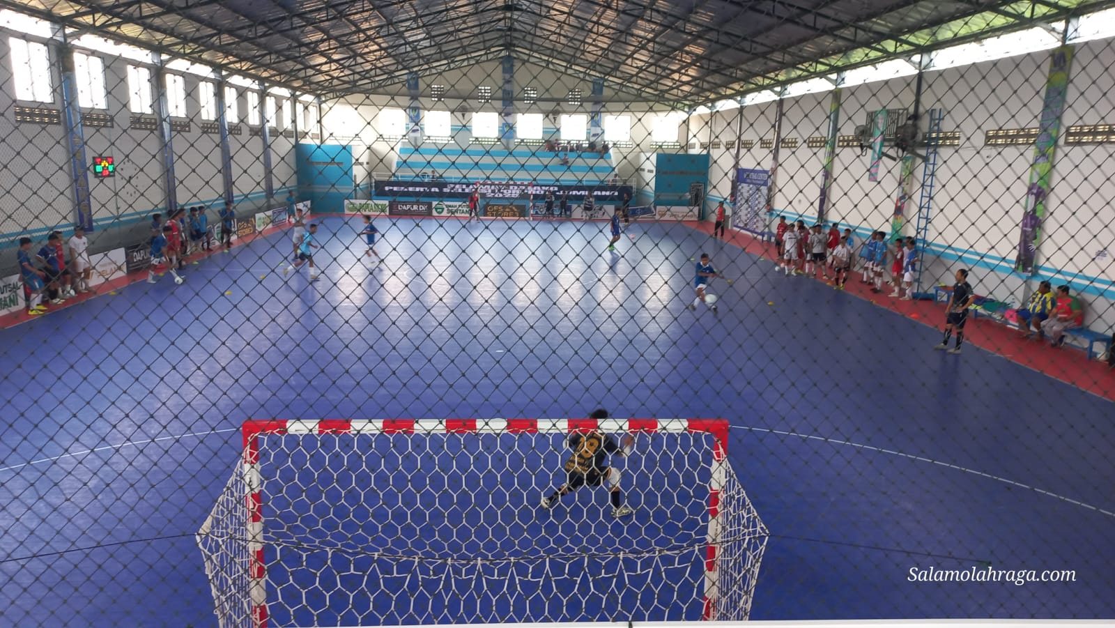 Foto: Arena futsal yang digunakan.