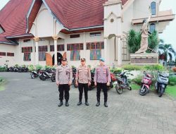 Pengamanan Ibadah Tahun Baru di Sejumlah Gereja Dilakukan oleh Personel Polresta Manado bersama Jajaran Polsek