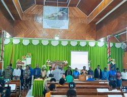 Gembala Sidang Pdt. Yusuf Pekei, S.Th Lantik Panitia Pembangunan TK-PAUD YPPGI Betel Nabire