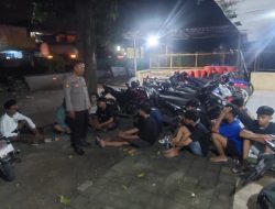 Polisi Razia Balap Liar di Ringroad Mojoagung Jombang: Amankan 13 Remaja dan 7 Motor