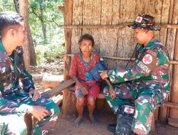 Dedikasi TNI Arhanud 15/DBY: Pelayanan Kesehatan di Pelosok Kampung Lama Batnes TTU