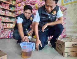 Polisi Gelar Operasi Pasar, Cek Distribusi Minyakita di Jombang