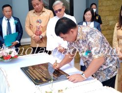 Peresmian Konsistori dan Pastori GMIM Eben Haezer Panasen Kakas Barat, Gubernur Yulius Selvanus Hadir dan Beri Bantuan