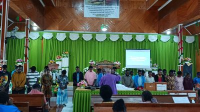 GKIP Betel Nabire Kukuhkan Komisi Pemuda, Pdt. Yusuf Pekei Sampaikan Pesan Rohani