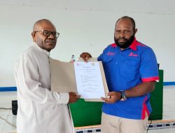 KPA Provinsi Papua Tengah Sosialisasikan HIV/AIDS kepada Mahasiswa dan Dosen STAK Nabire