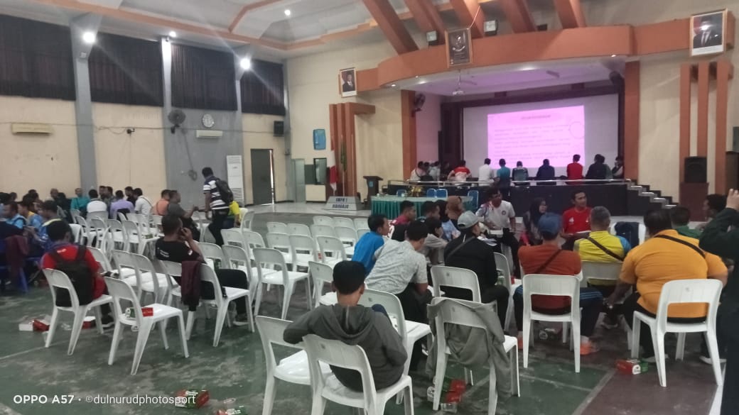Foto: Proses teknikal meeting O2SN jenjang SD/MI Tahun 2025 untuk setiap cabang olahraga berlangsung di Aula SMP Negeri 1 Sidoarjo.
