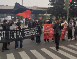 Mahasiswa Gelar Aksi May Day di Bandung Tolak Kenaikan BBM dan Perampasan Tanah