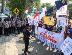 Polres Jombang Amankan Kegiatan May Day 2025, Ribuan Buruh Ikuti Jalan Sehat