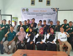 Guru PJOK Mojoagung Dilatih Inovasi Pembelajaran Lewat Permainan Tradisional
