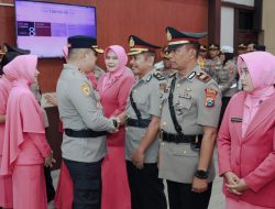 Rotasi Jabatan, Kapolres Jombang Pimpin Sertijab Kasat Resnarkoba dan Kapolsek Jajaran