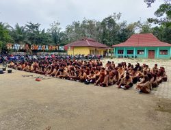 SMP Negeri Karang Anyar Tutup Semester dengan Gotong Royong dan Penghargaan Siswa Berprestasi