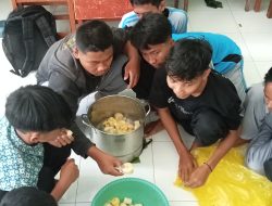 Siswa MA Nurul Qur’an Jombang Kembangkan Jiwa Wirausaha Melalui Tapai Singkong dan Ketan