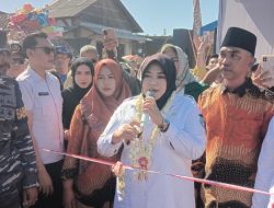 Wakil Bupati Hadiri Tradisi Petik Laut di Desa Kilensari Situbondo