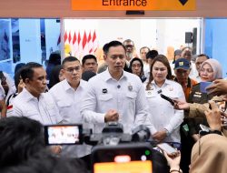 Sulteng Capai 95,56 Persen Target PTSL, Wamen ATR Serahkan Sertipikat Tanah ke Warga