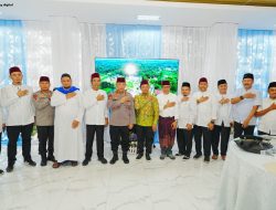 Kapolri Kunjungi Ustaz Abdul Somad: Semoga Jadi Awal Persaudaraan