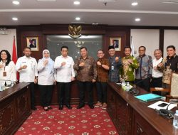 Wamen Desa dan Bupati Jombang Bahas Sinergi BUMDes dan Kopdes Merah Putih