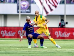 Curi Kemenangan, Persebaya Taklukkan Persita 1-0