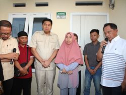 Mendagri dan Menteri PKP Serahkan Rumah untuk Keluarga Ojol Affan Kurniawan