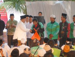 Ratusan Ojol Jombang Gelar Doa Bersama di Kediaman Bupati Warsubi