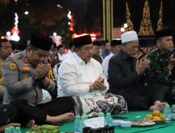 Ajak Seluruh Elemen Jaga Kondusivitas, Bupati Jombang Pimpin Doa Bersama Lintas Agama