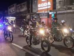 Sinergi TNI-Polri dan Instansi Terkait, Jaga Kondusivitas Jombang Lewat Patroli Skala Besar