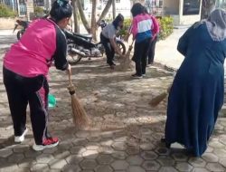 Tingkatkan Semangat Kebersamaan, Dinas Pendidikan Dairi Gelar Gotong Royong Rutin