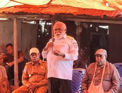 Kunjungi Keluarga Korban Penembakan Oknum Satgas, Wagub Papua Selatan Minta Sidang Terbuka