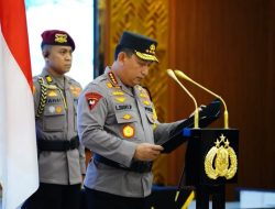 Kapolri Pimpin Kenaikan Pangkat 27 Pati Polri, Dankorbrimob dan Kabaintelkam Resmi Sandang Pangkat Komjen