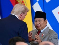 Di KTT Perdamaian Gaza, Presiden Trump Puji Indonesia dan Berjabat Tangan dengan Presiden Prabowo