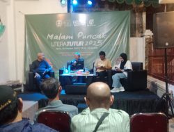 Peluncuran Buku “Tambo Girisik” Hingga Diskusi Publik, Malam Puncak Literatutur 2025 Sukses Digelar di Gresik
