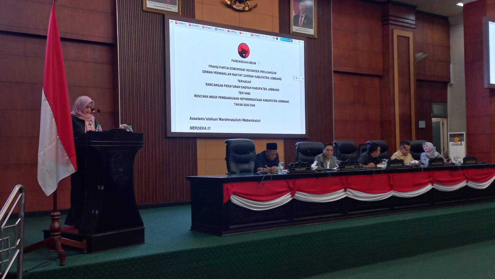 Foto: Dewan dari PDI-P, Dora Maharani.