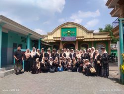 Jelang Hari Jadi Ke-115, Disporapar Kolaborasikan Wisata Religi dan Belanja UMKM di Galeri Dekranasda Jombang