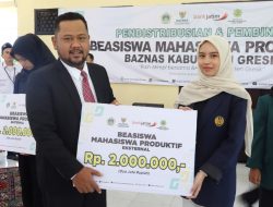 Bupati Gresik Salurkan Beasiswa Baznas Rp283 Juta untuk 161 Mahasiswa