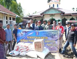 Kemenkum Salurkan Bantuan untuk Korban Banjir di Pidie Jaya, Wujud Kepedulian Pemerintah