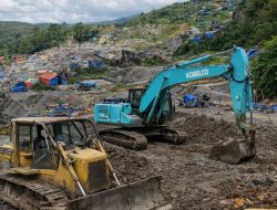 Polemik IPR Gunung Botak: Tokoh Adat Sindir Polisi Terkait Excavator PT HAM yang Bebas Beroperasi