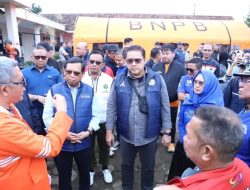 Sekjen Demokrat Herman Khaeron Tinjau Lokasi Longsor Bandung Barat, Pastikan Bantuan Tepat Sasaran