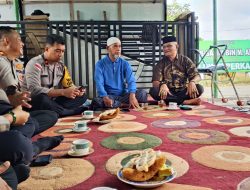 Wujud Empati, Wakapolres Nagan Raya Takziah ke Rumah Duka Almarhum Agus Salim “Ceg Gu Rimeung Kila”