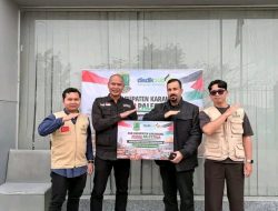 Wujud Solidaritas, Pemkab Karawang Kirim Satu Unit Ambulans dan Donasi Rp236 Juta untuk Rakyat Palestina