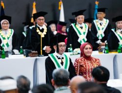 Universitas Nasional Anugerahkan Gelar Profesor Kehormatan Kepada Menteri Kebudayaan Fadli Zon