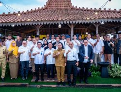 Kabar Gembira Petambak! Bupati Gresik Berhasil Perjuangkan Pupuk Subsidi, Komisi IV DPR RI Siapkan Alokasi 2026