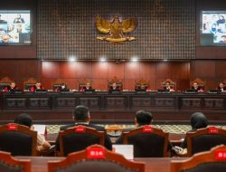 Cegah Dinasti Politik, Pasal Syarat Capres-Cawapres Digugat ke MK: Keluarga Presiden Aktif Diminta Dilarang Nyalon