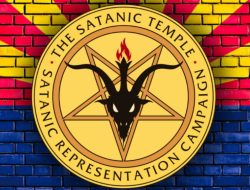 Bukan Pemuja Setan: Mengenal The Satanic Temple, Organisasi “Agama” yang Mengguncang Hukum Amerika Serikat