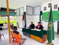 PN Kaimana Terjang Gelombang Gelar Sidang Keliling di Kampung Kambala Saat Ramadan