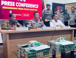 Sintang Gempar! Polres Gagalkan Penyelundupan 59,85 Kg Sabu, Mobil Pelaku Tabrak Jembatan Saat Kejar-kejaran