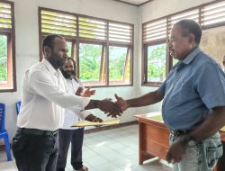 Lonceng Pendidikan Berdentang Lagi: Yosep Elopore Resmi Pimpin SD YPK Maranatha Ibiroma Setelah 3 Tahun Vakum