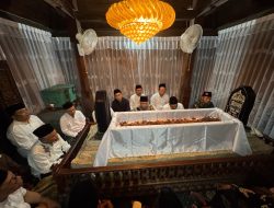 Malam Selawe Sunan Giri: Perayaan Warisan Budaya Tak Benda dan Munajat Lailatul Qadar di Gresik